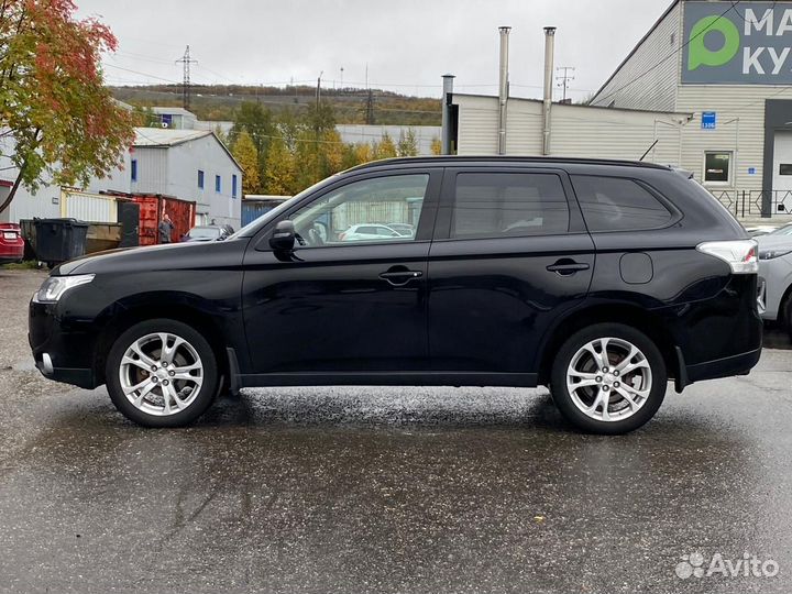 Mitsubishi Outlander 2.4 CVT, 2012, 176 590 км