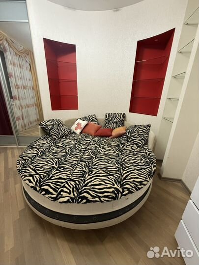 Кровать двухспальная круглая