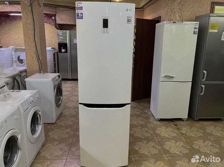 Холодильники большой выбор