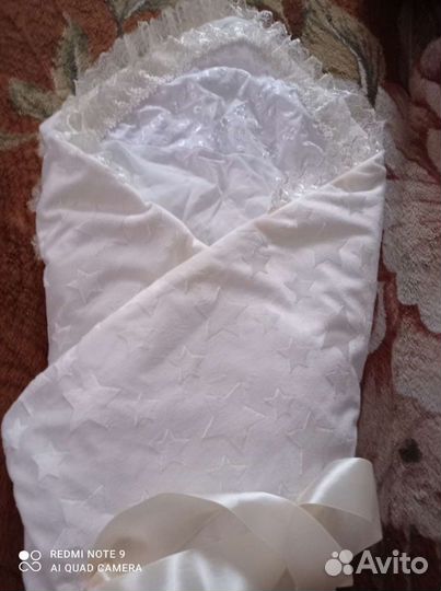 Конверт на выписку летний. Цвет нейтральный. В реа