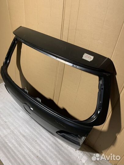 Дверь багажника Volkswagen Passat B7