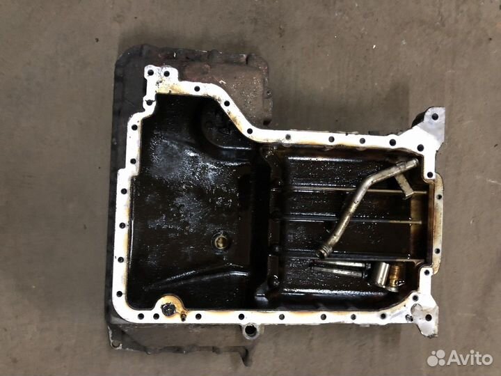 Поддон масляный двигателя (Audi A8)