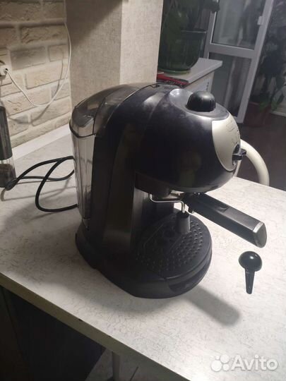 Кофемашина delonghi