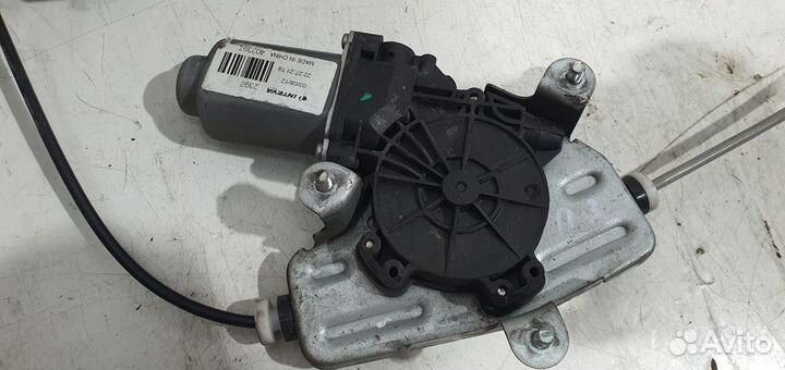 Стеклоподъемник электр. задний правый RIO 2011