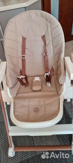 Детский столик и стульчик для кормления