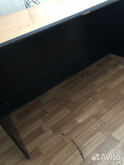 Офисная мебель стол