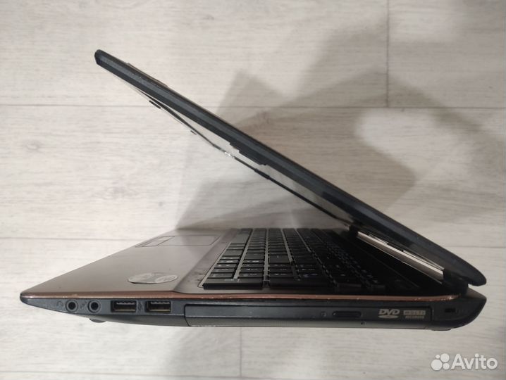 Asus i3+GeForce 610M+8GB+320gb