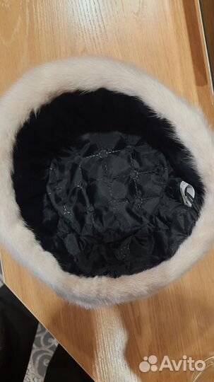 Женская шапка норка голубая