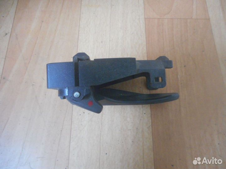 Ручка двери внутренняя левая Daewoo Nubira J100 (1