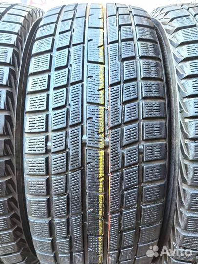 Yokohama Ice Guard IG30 215/55 R17 94Q