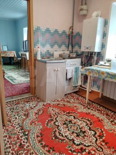 Дом 37 м² на участке 5 сот.