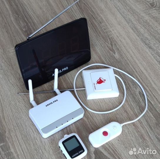 Кнопка вызова персонала, помощи больному в палату