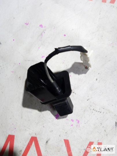 Камера заднего вида mazda MPV