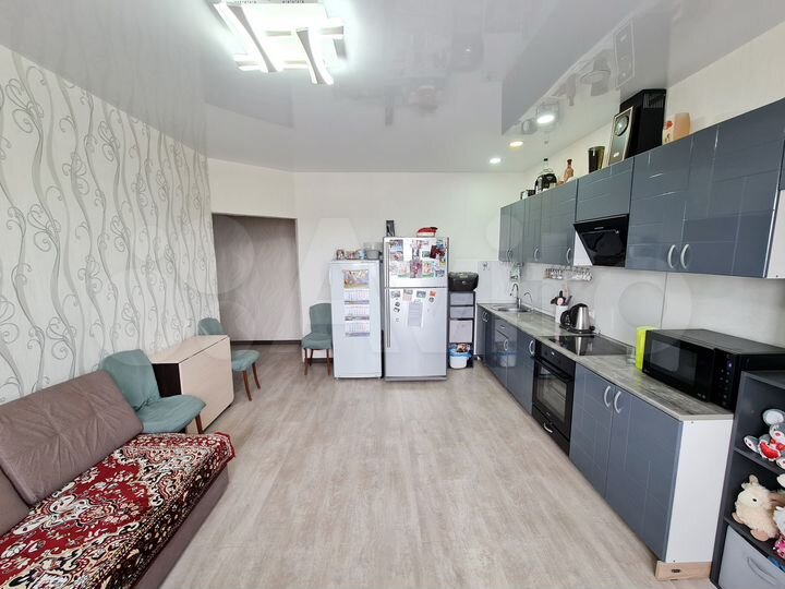 3-к. квартира, 72 м², 6/9 эт.