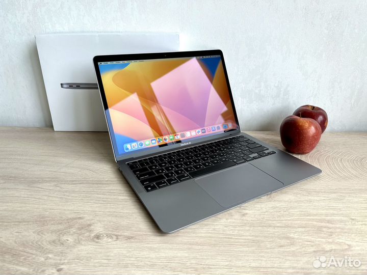 MacBook Air 13'' 2020 M1 8Gb SSD 256Gb Space Gray