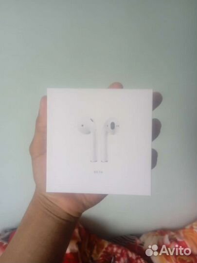 Беспроводные наушники apple airpods
