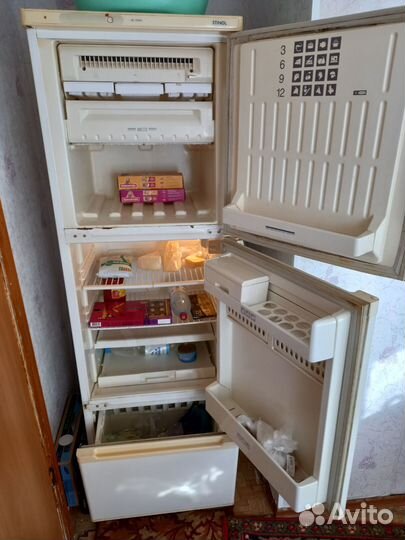 Холодильник бу трехкамерный в рабочем состоянии