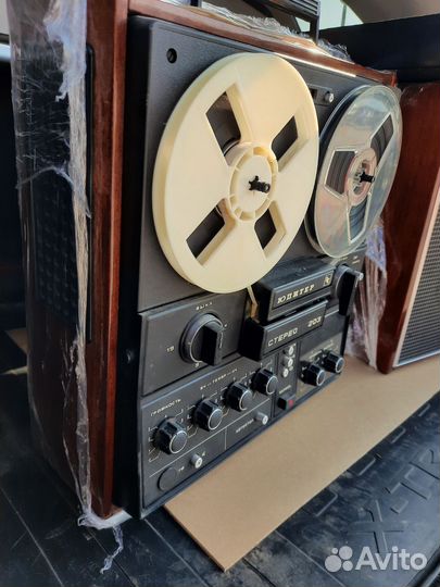 Катушечный магнитофон Юпитер 203 стерео