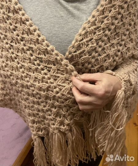 Палантин вязаный крючком