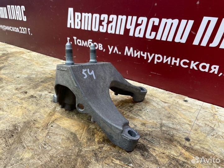 Кронштейн кпп Renault Logan