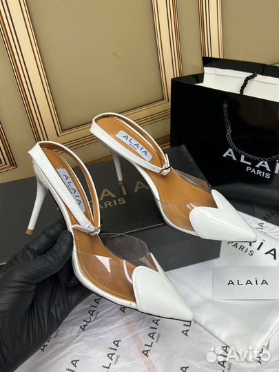 Туфли сердце alaia белые каблук 11 см 36-40