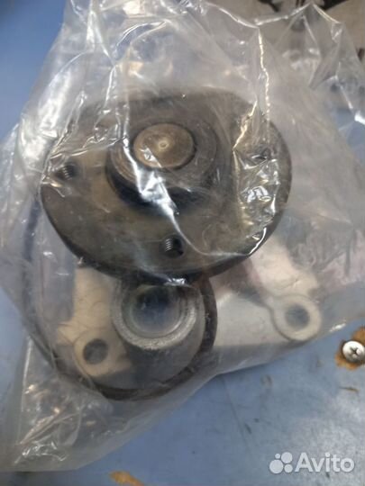 Помпа водяная mitsubishi