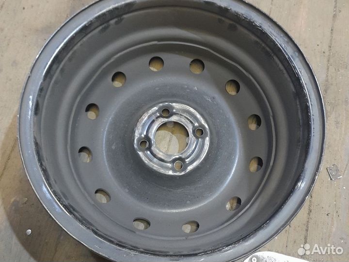 Диск r15 4x100 ET50