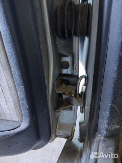 Дверь задняя левая Audi 100 седан 2.3 AAR 1992