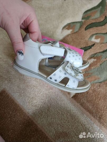 Босоножки для девочки 24 размер