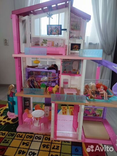 Кукольный домик для барби с мебелью с лифтом