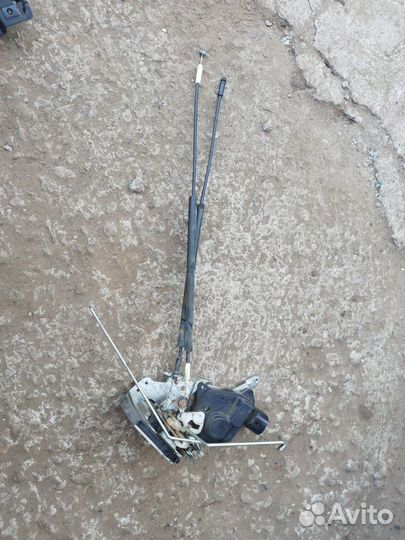 Замок двери передней правой Lifan X60 2014