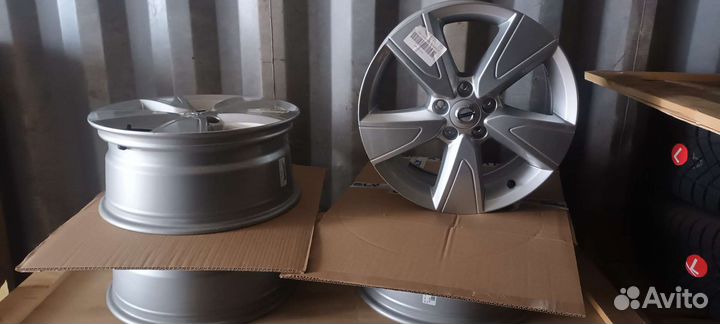 Диски оригинал XC40 R17