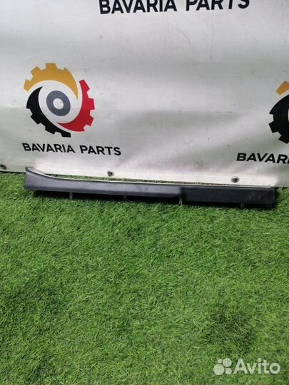 Накладка порога передняя правая Mercedes S W221