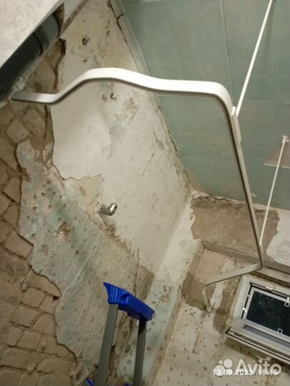 Штанга для шторы в ванную