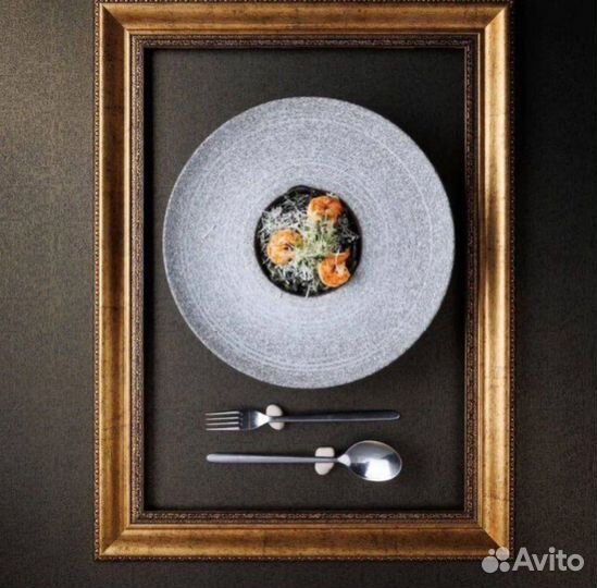 Хостес в ресторан