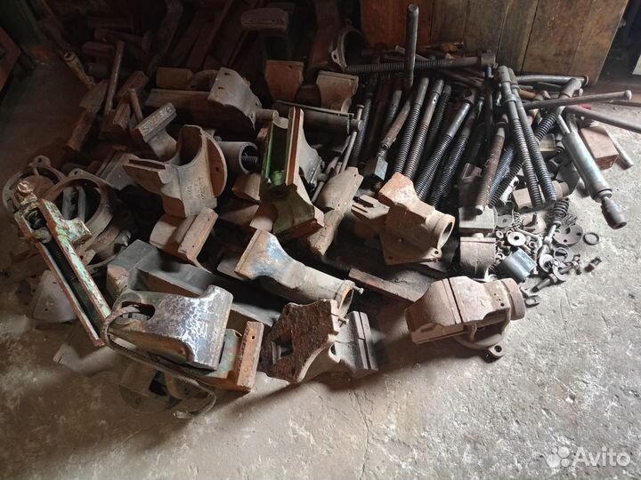 Тиски большой выбор