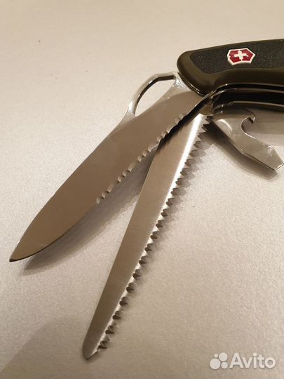 Нож складной victorinox rangergrip 179