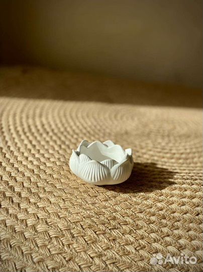 Подсвечник лотос