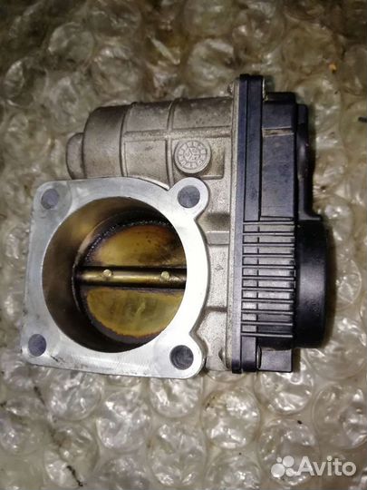 Дроссельная заслонка QR20DE nissan X-trail primera