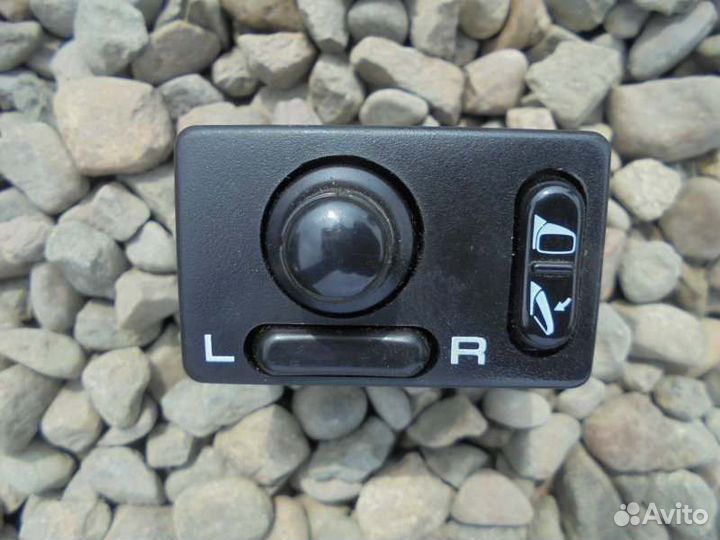 Блок управления зеркалами Nissan Cefiro A32 VQ20DE