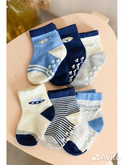 Носочки для новорожденного