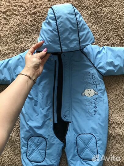 Продам детский демисезонный комбинезон