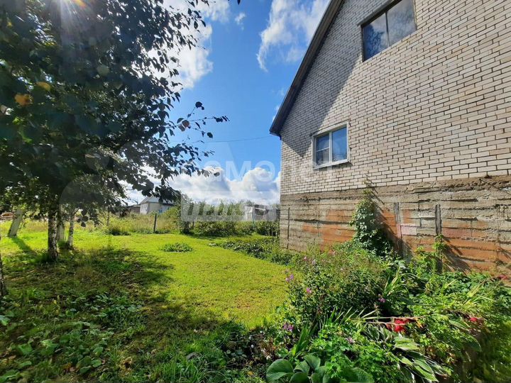 Дом 246,2 м² на участке 12 га