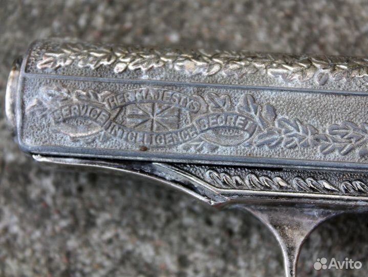 Зажигалка Нer majesty's Service Intelligence Secr