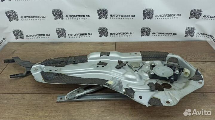 Стеклоподъемник задний левый Kia Cerato 2 седан