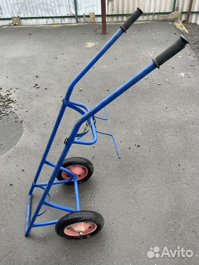 Продам баллон под гелий 40л 2шт