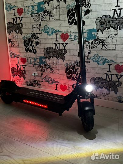 Самокат взрослый электрический