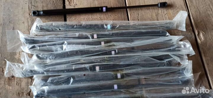 Газ лифт 200din