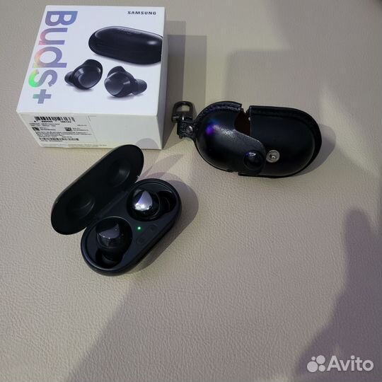 Наушники Samsung galaxy buds plus