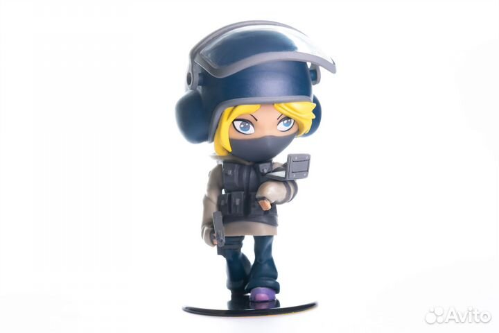 Фигурка Six Collection: IQ